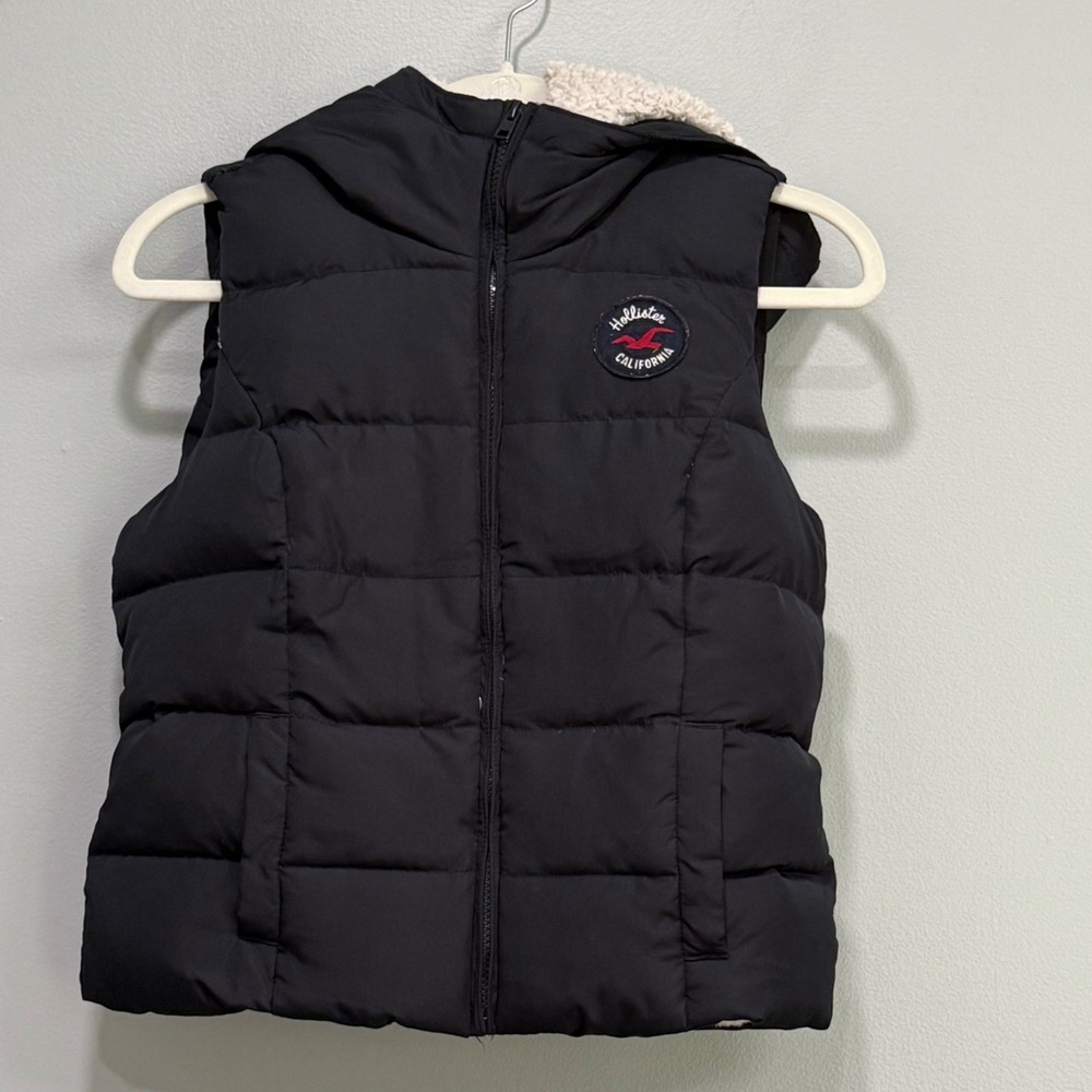 vtg y2k Hollister Black Puffer Vest Sherpa Lined Hood Down Fill Womens Large